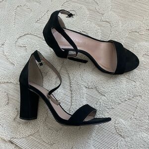 Madden Girl Black Heeled Sandals Size 7